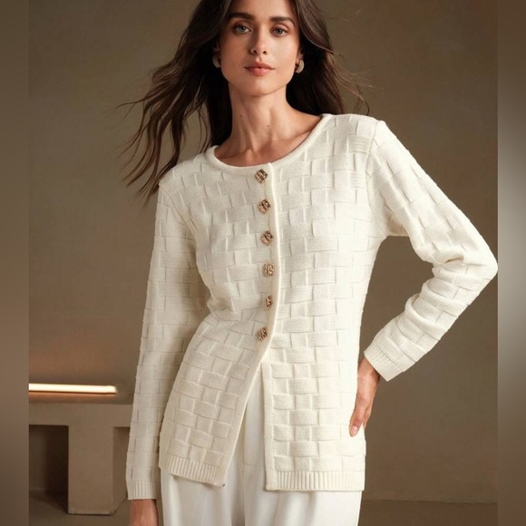 Elegant French loose knitted cardigan